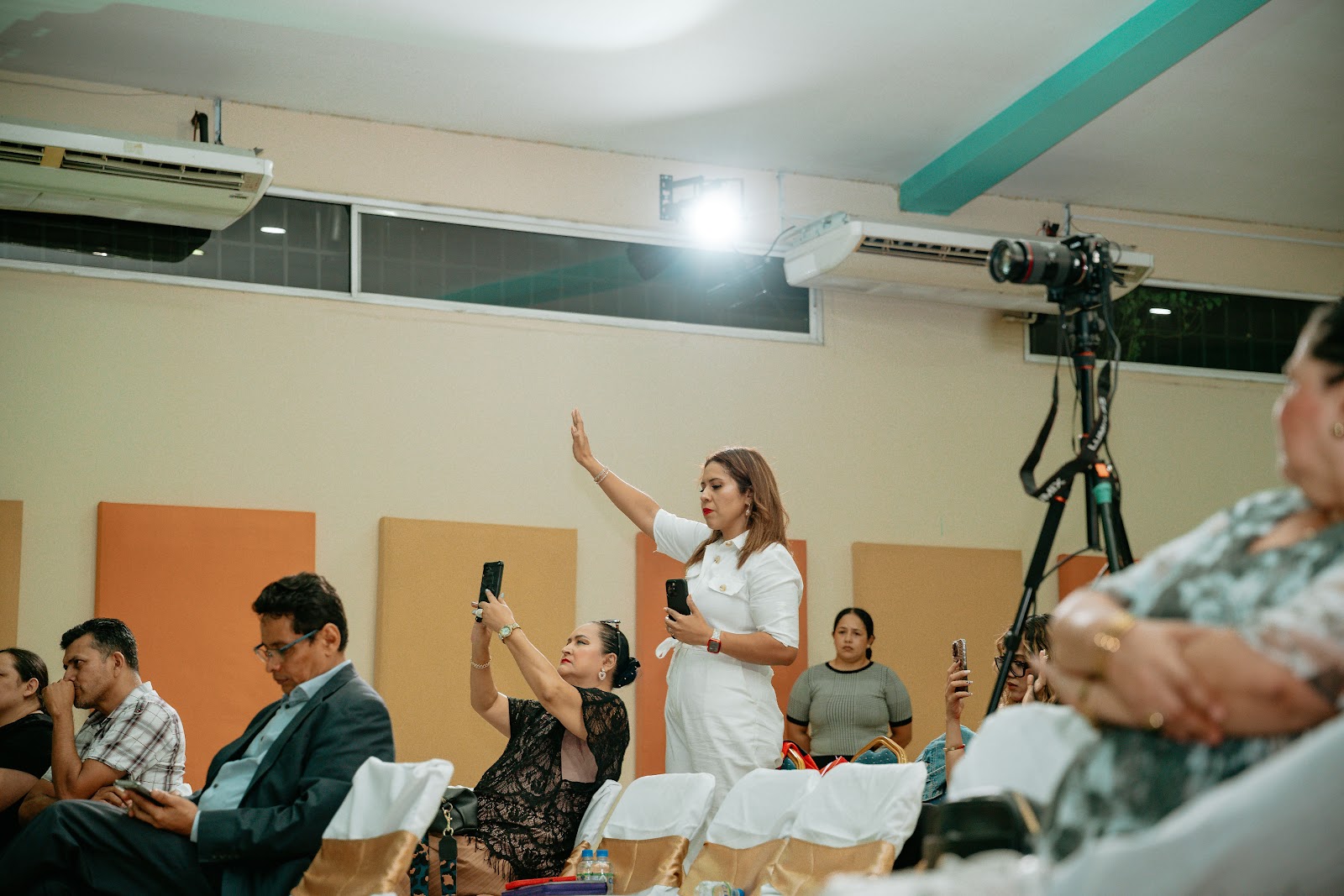 Comunidad y rostros llenos de gozo en CDM